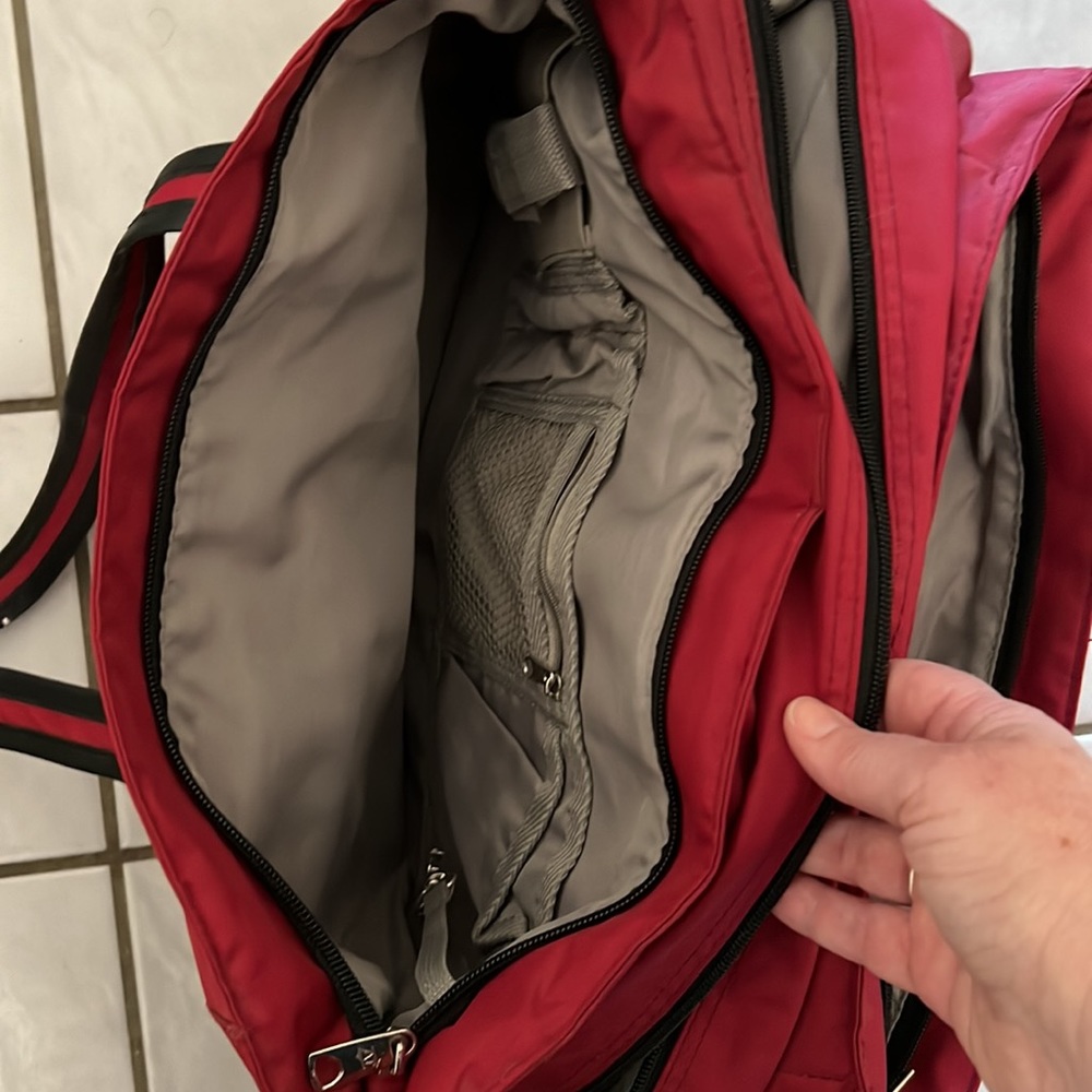 Classic American Tourister Carry On - Picture 5 of 16